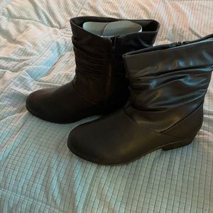 Ankle boots